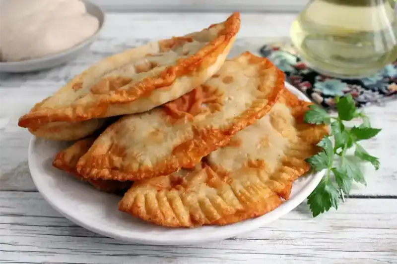 Мамины чебуреки
