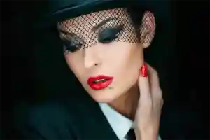 Почему женщина одинока?