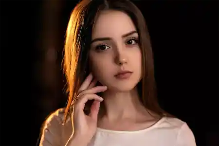 Глупая женщина